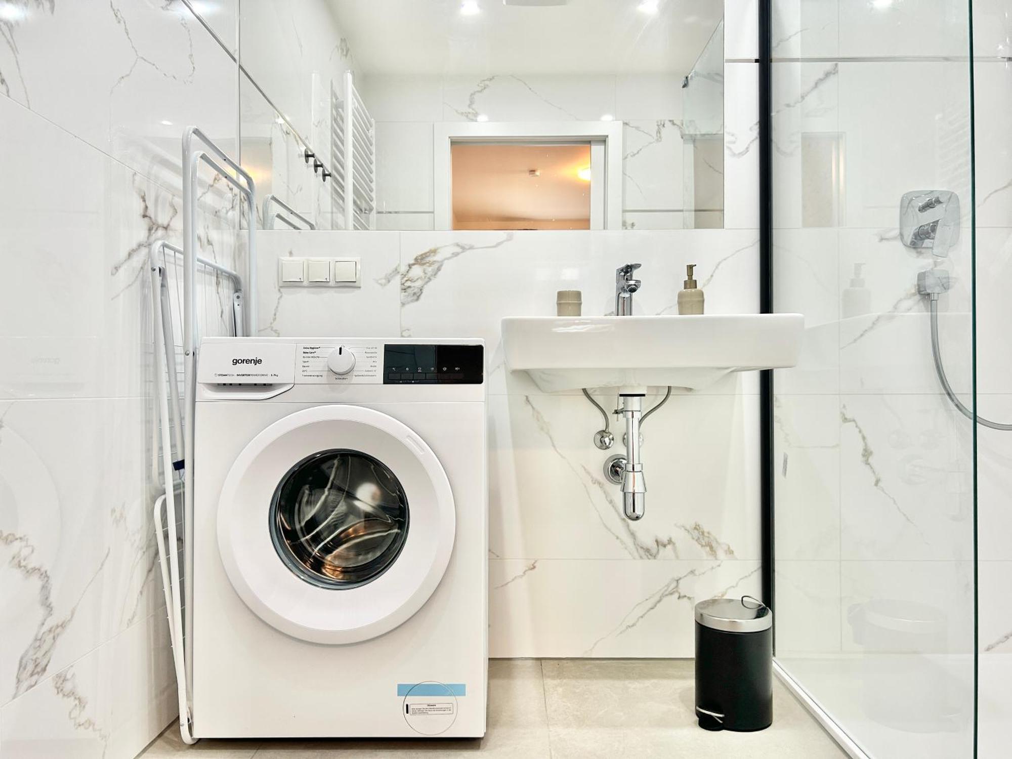 Brand New & Modern Apartament