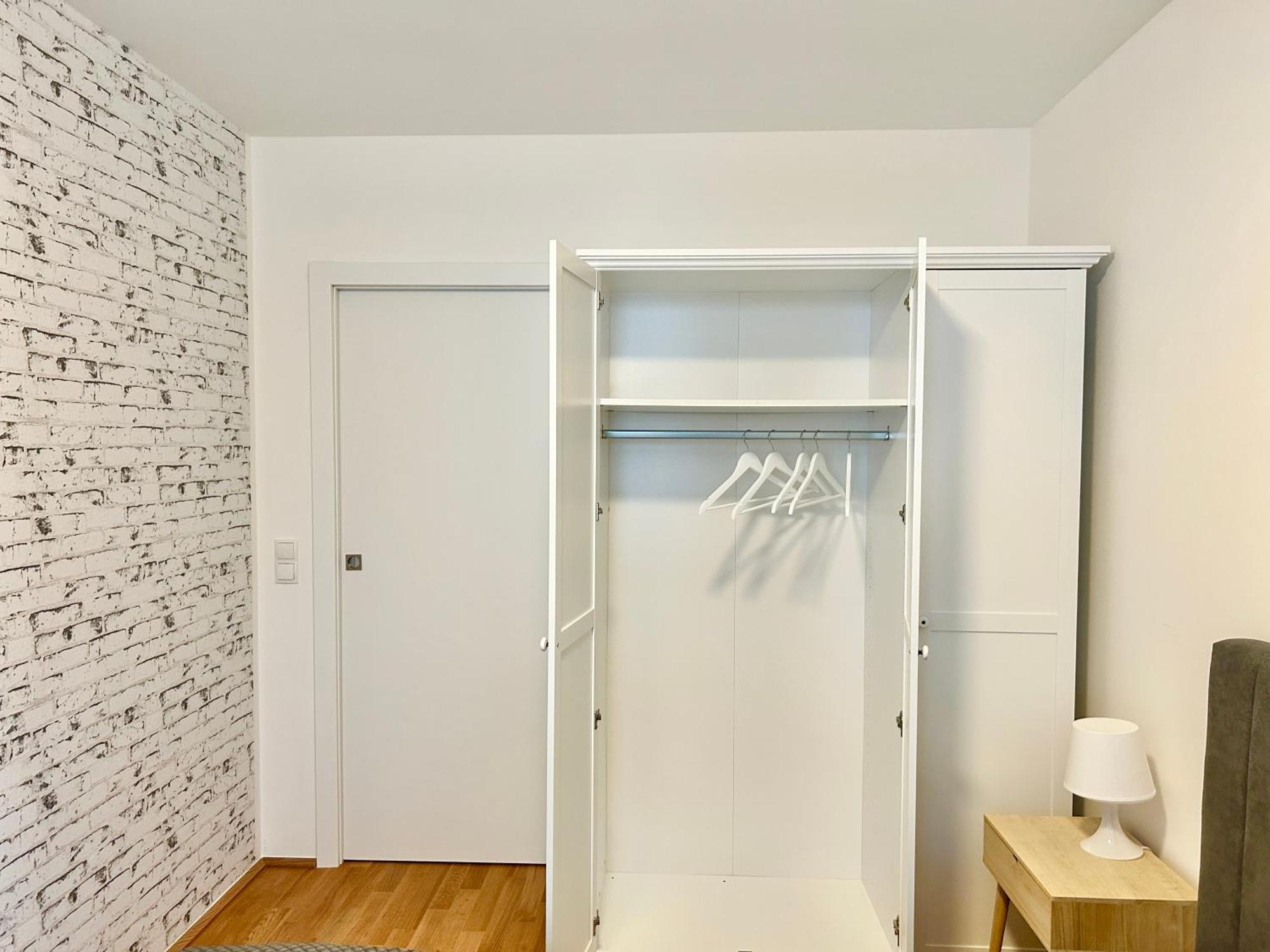 Brand New & Modern Apartament